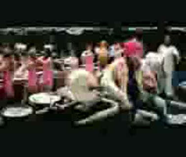 Watch RAULA PEGAYA - diler mehndi Video